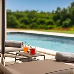 Beautiful Frida With Pool In Vizinada *