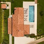 Beautiful Frida With Pool In Vizinada Vranje Selo